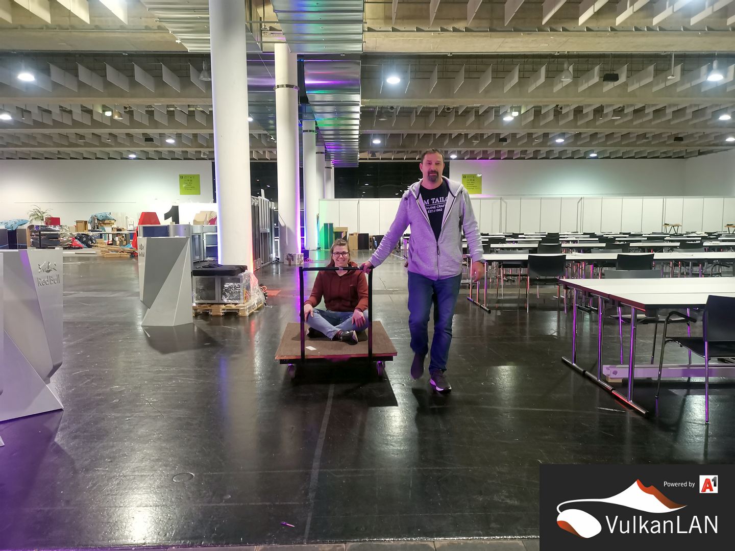 50.VulkanLAN tag2 aufbau IMG 20211028 092528 1440px