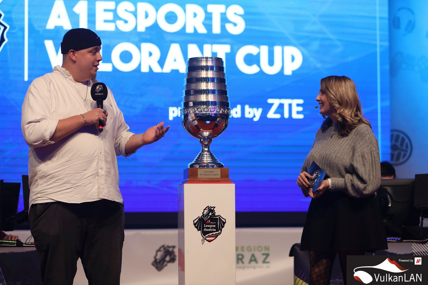 VulkanLAN2022 20221029 (c)dunkellicht photo 1246 0356 A1 eSports VALORANT Cup Finale Unicorns of Love VS Into the Breach