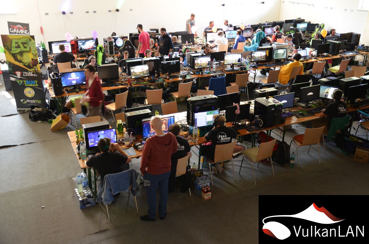 10.Fraghouse LAN Party 056 DSC 0068 1280px